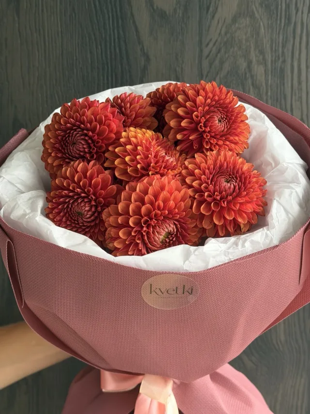 Deep red dahlias bouquet